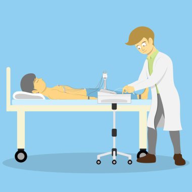 Doktor hastaya elektrokardiyogram yapıyor. EKG, kalp ritmi, kalp atışı, aritmi, kalp yetmezliği, yüksek tansiyon ve göğüs ağrısındaki anormallikleri tespit etmek için kullanılabilir..