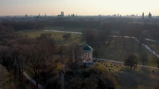 Fotografie Aeriană Frumosului Templu Monopteros Din Englischer Garten München Germania — Videoclip de stoc