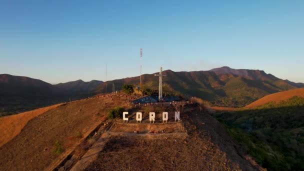 Aerial Drone Video Mount Tapyas Zachodzie Słońca Mieście Coron Busuanga — Wideo stockowe