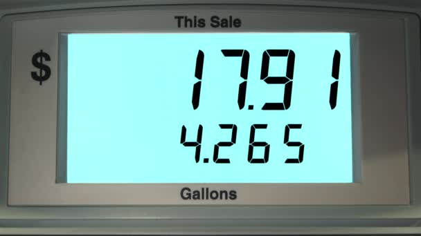 Bilder Närbild Display Med Gasprisräknare Amerikanska Dollar Ökningen Priset Gallon — Stockvideo