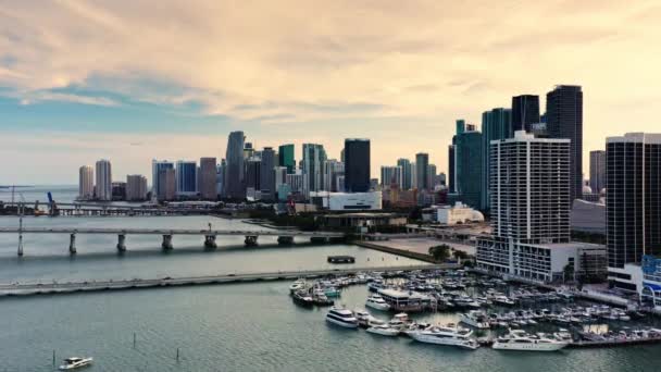 Aérea Bela Paisagem Urbana Miami Flórida Perfeito Voo Drone Sobre — Vídeo de Stock
