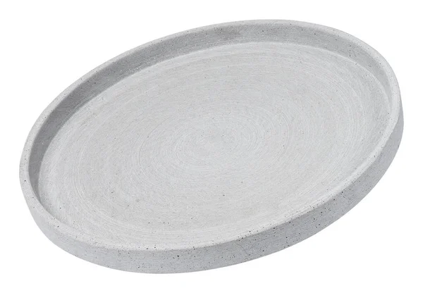 白い孤立した背景に傾いた丸みを帯びた灰色のセラミックプレート — ストック写真