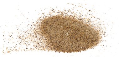 İzole arka planda kara biberler, baharat.