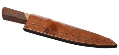 Tahta saplı bir bıçak kahverengi deri bir çantaya yerleştirilir.