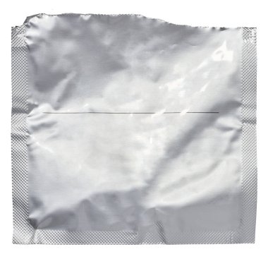 Düz, dikdörtgen bir gümüş folyo ambalaj kesesi desenli, buruşuk kenarı ve pürüzsüz bir ortası vardır. Genellikle küçük servis öğeleri için kullanılır.