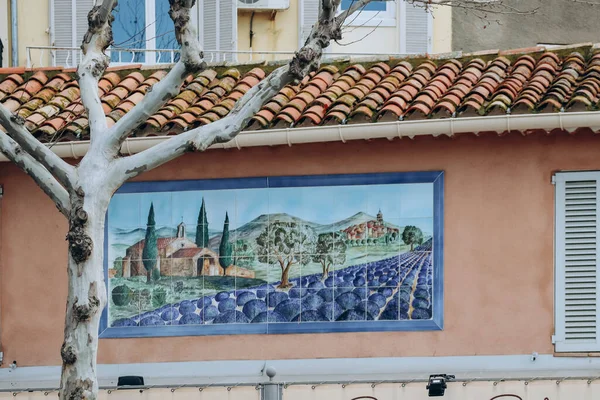 Sainte Maxime Francie 2021 Detailní Záběr Krásné Mozaiky Starý Dům — Stock fotografie