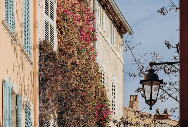 Blick Auf Die Straße Von Saint Tropez Einem Sonnigen Wintertag — Stockfoto