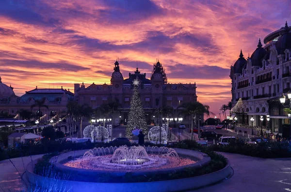 Stock image Monaco, Monaco - 28.12.2021 : Early morning and red-purple sky at dawn near Monte Carlo Casino