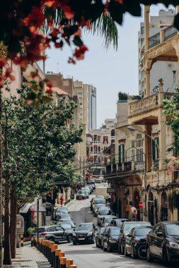 Beyrut, Lübnan 24.04.2023: Beyrut 'un Achrafieh ilçesindeki eski evler