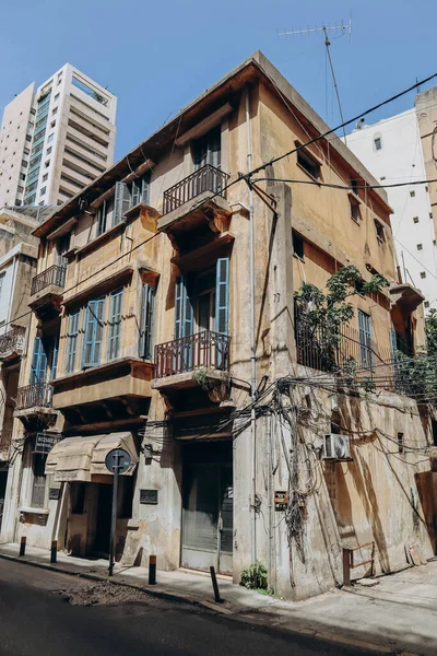 stock image Beirut, Lebanon 24.04.2023: Old houses in the Achrafieh district in Beiru