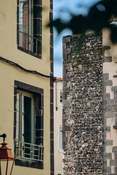 Fragment Fasády Staré Budovy Centru Clermont Ferrand Francie — Stock fotografie