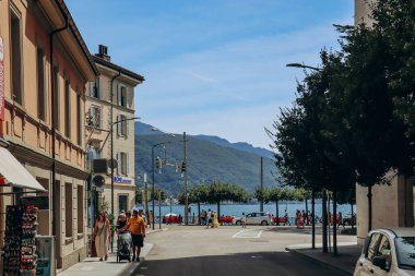 Lugano, İsviçre - 10 Ağustos 2023 Lugano 'nun resimli setleri