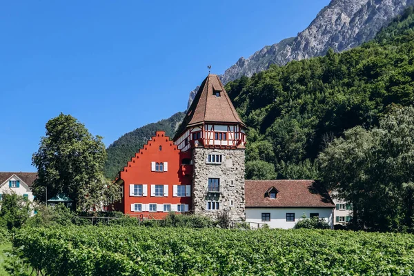 Das Rote Haus, Vaduz 'un sembolü, çünkü ortaçağdaki en eski ev..