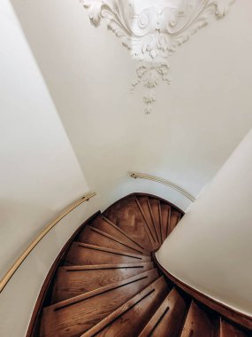 Antwerp, Belçika - 23 Ekim 2023: Het Modepaleis (Moda Sarayı), 1989 yılından beri tarihi Dries Van Noten giyim mağazası, Antwerp 'te yer almaktadır..