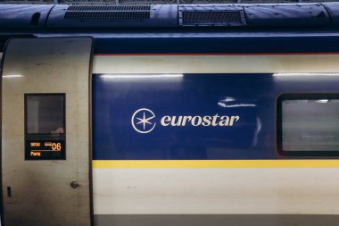 Londra, Birleşik Krallık - 25 Eylül 2023: Londra 'da bir trenle Paris' e gitmek üzere yola çıkmaya hazır..