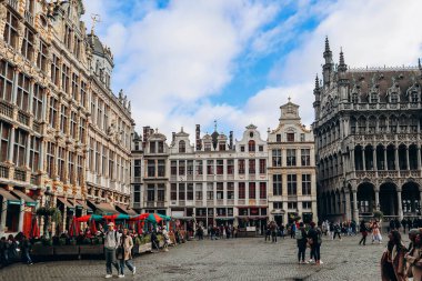 Brüksel, Belçika - 21 Ekim 2023: The Grand Place (veya Grote Markt) Brüksel, Belçika 'nın merkez meydanı..