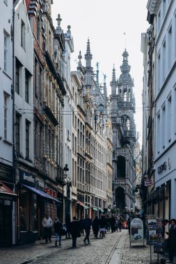 Brüksel, Belçika - 21 Ekim 2023: Güzel Belçika mimarisi ile Brüksel şehir merkezi