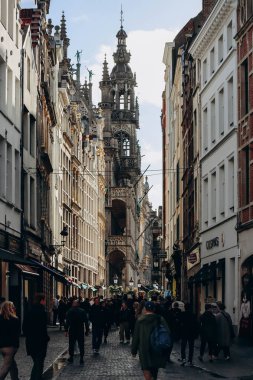 Brüksel, Belçika - 21 Ekim 2023: Güzel Belçika mimarisi ile Brüksel şehir merkezi