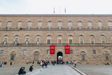 Floransa, İtalya - 29 Aralık 2023: Pitti Sarayı, geniş, çoğunlukla Rönesans, İtalya 'da bir saray.