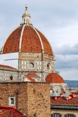 İtalya 'nın Floransa kentindeki Santa Maria del Fiore Katedrali (Çiçek Aziz Mary).