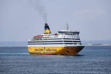 Nice, Fransa - 26 Ağustos 2023: Nice 'ten Korsika ve Sardunya' ya giden feribot