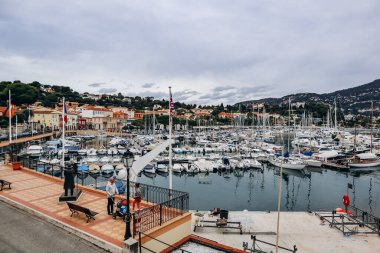 Saint Jean Cap Ferrat, Fransa - 12 Kasım 2023: Saint Jean Cap Ferrat yarımadasındaki liman