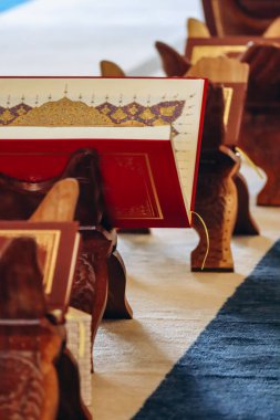 Camide Kuran 'ın fotoğrafı.