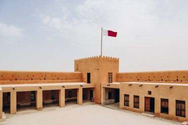 El Zubara Kalesi, 1938 'de Şeyh Abdullah bin Jassim Al Thani' nin gözetiminde inşa edilmiş tarihi bir Katar askeri kalesi.