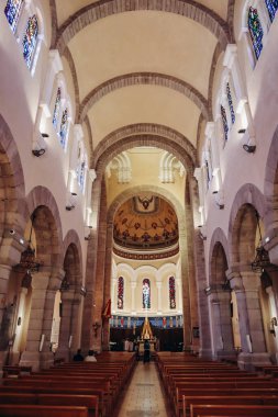 Saint-Raphael 'deki Fransız Rivierası' ndaki Basilica Notre-Dame de la Victoire.