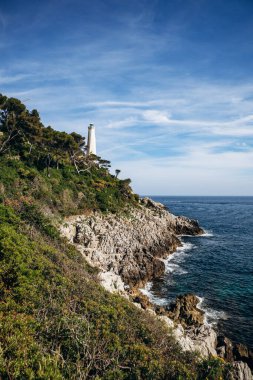 Fransız Rivierası 'ndaki Saint Jean Cap Ferrat yarımadasının göz kamaştırıcı manzarası