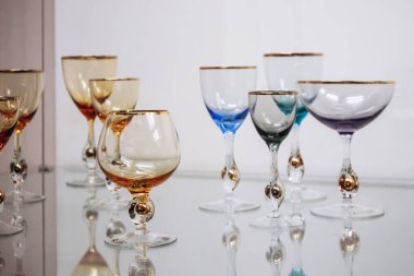 Bratislava, Slovakya - 7 Ağustos 2024: Cups Zlata Zuzana (Altın Zuzana), tasarım: Josef Stanik, Zlatno, 1960-1970, SCB, MMB