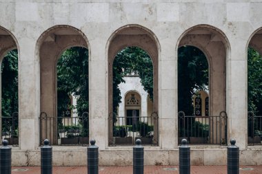 Dohany Sokağı Sinagogu, Büyük Sinagog ya da Tabakgasse Sinagogu olarak da bilinir. Macaristan 'ın başkenti Budapeşte' de Dohany Caddesi 'nde bulunan Neolog Yahudi cemaati ve sinagogu..
