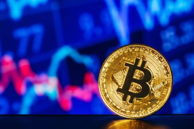 Bitcoin şifreleme madeni parası. Yakın plan.