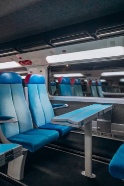 Toulon, Fransa - 10 Temmuz 2024: Güney Fransa 'daki Ouigo treninin içinde