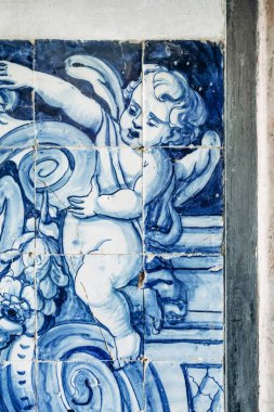 Porto, Portekiz - 28 Aralık 2024: Porto, Portekiz 'de bir Roma Katolik kilisesi olan Porto Katedrali' nde azulejos 'a yakın çekim.