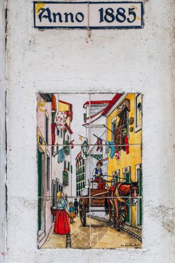 Lizbon, Portekiz - 28 Aralık 2024: Lizbon 'un tarihi Alfama bölgesinde güzel azulejo fayans resimleri