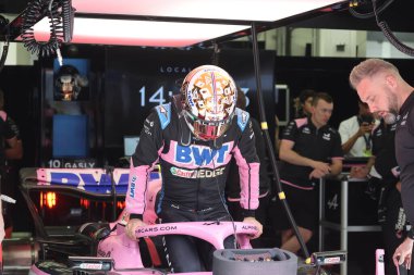 F1 Bahrain grand Prix 2023 formula 1 qualifying session night