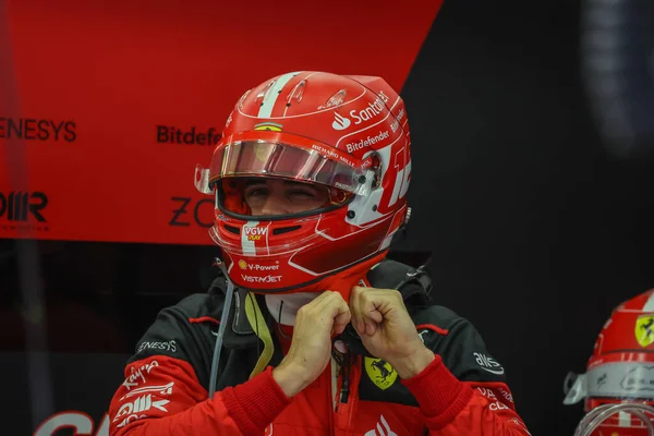 Charles Leclerc Mon Ferrari Förberedelserna Ferrari Box Före Tävlingen Formula — Stockfoto