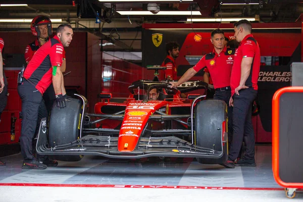 Scuderia Ferrari Mecánicos Trabajo — Foto de Stock