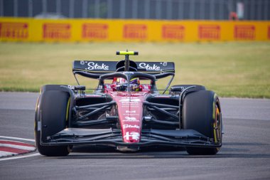  Guanyu Zhou (CIN) Kanada GP 2023 yılındaki Alfa Romeo C4 Circuit Gilles Villeneuve - Montreal, Quebec, Kanada