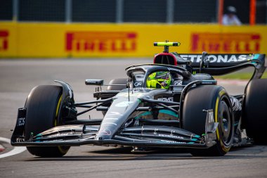  Lewis Hamilton (GBR) Mercedes W14 E Performanc Kanada GP 2023 tarihinde Circuit Gilles Villeneuve - Montreal, Quebec, Kanada