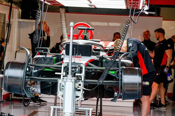 Mecánicos Del Equipo Haas Trabajando Durante Canadá 2023 Circuit Gilles — Foto de Stock