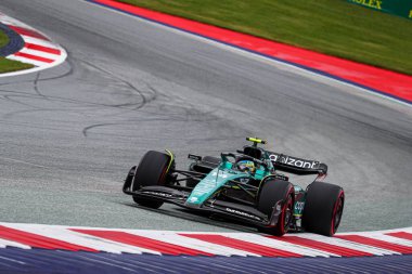 Fernando Alonso (SPA)  Aston Martn AMR2