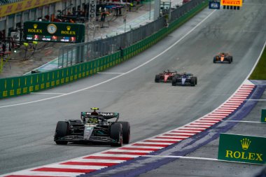  Lewis Hamilton (GBR) Mercedes W14 E Performanc