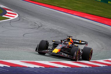 Max Verstappen (NED) Redbull Racing RB1