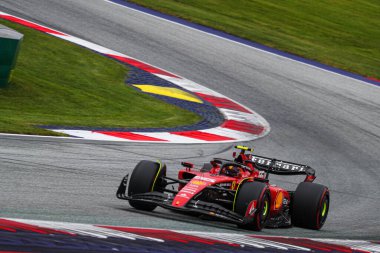 Carlos Sainz (SPA) Ferrari F1-2