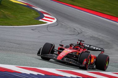 Charles Leclerc (MON) Ferrari F1-2
