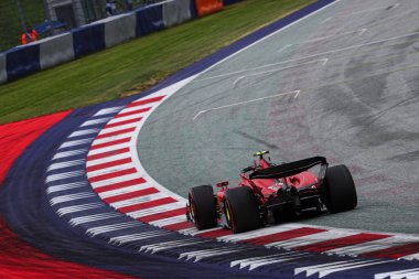 Carlos Sainz (SPA) Ferrari F1-2