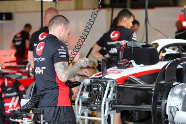  İngiltere 'nin Silverstone şehrinde İngiltere GP sırasında Haas F1 Takımı