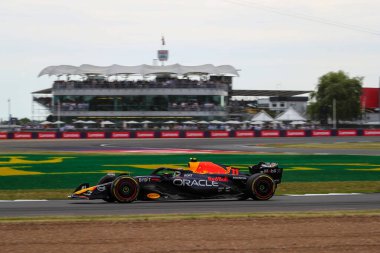  Sergio Perez (MEX) Redbull Racing RB1